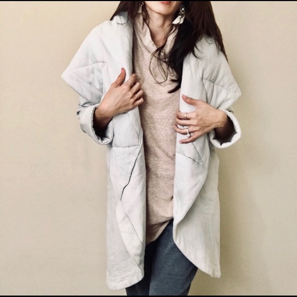 Like new Young Fabulous & Broke S/M - Picture 6 of 6